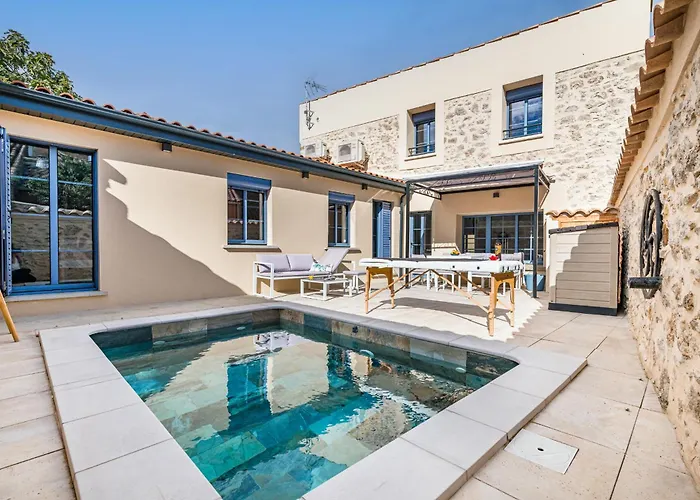 Vila Le Patio D'arlou & - Relaxant Et Romantique